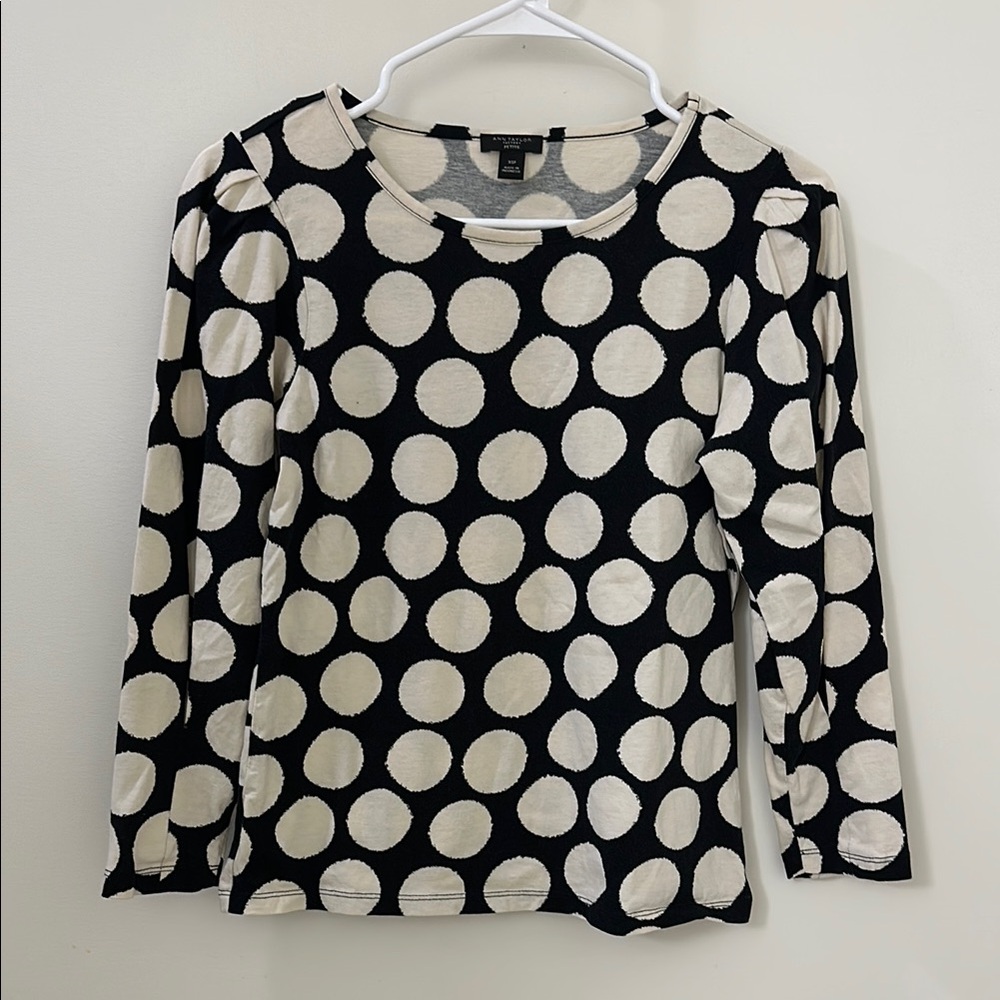 Ann Taylor Cream Fitted Long Sleeve Blouse